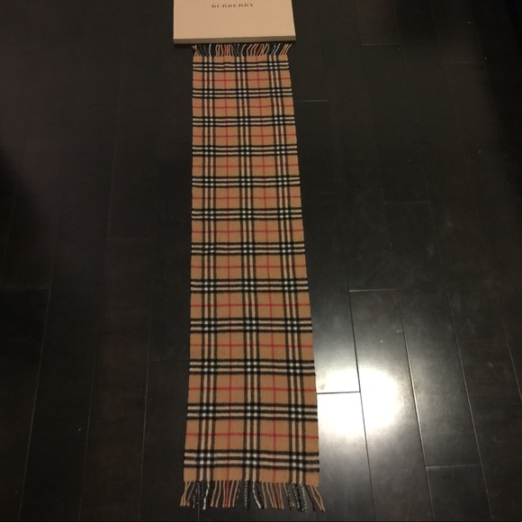 Burberry Accessories - Authentic Burberry scarf with fringes